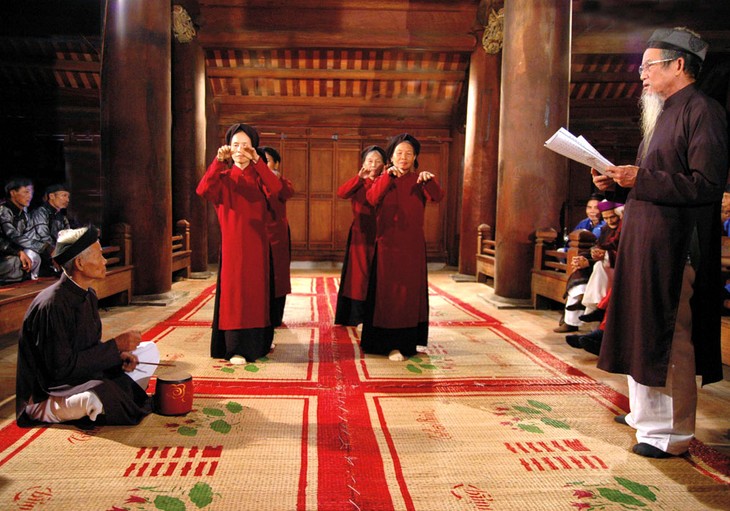 Preserving and tapping intangible cultural values of Xoan singing - ảnh 1
